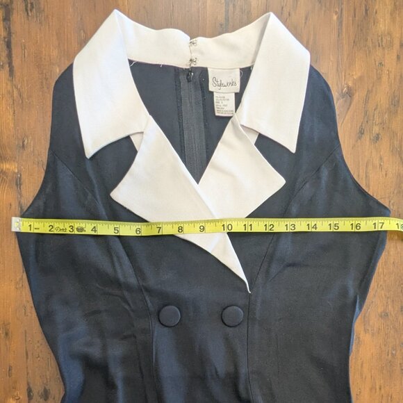 Vintage Sleeveless Tuxedo-style dress with double-breasted bodice - Vintage 6 - Picture 9 of 10